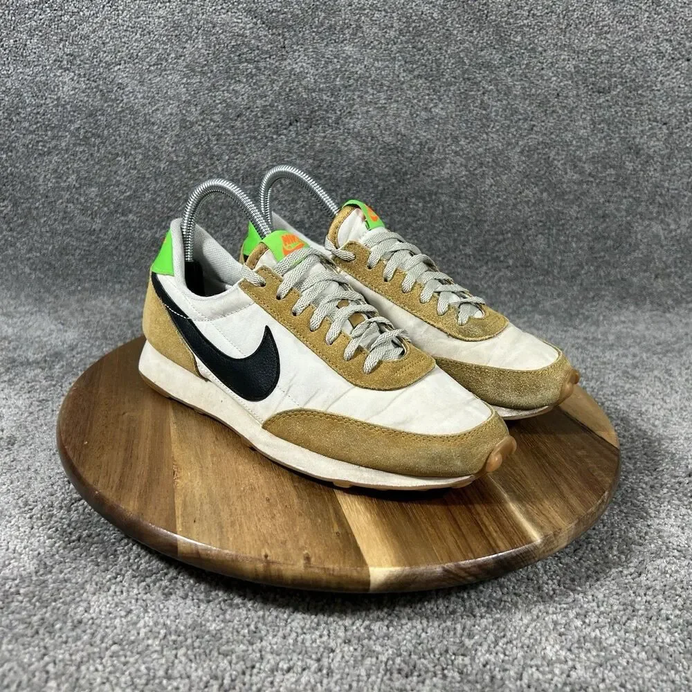 Nike Daybreak CK2351-700 Women’s Size 6.5 Wheat White Green Athletic Shoes Used